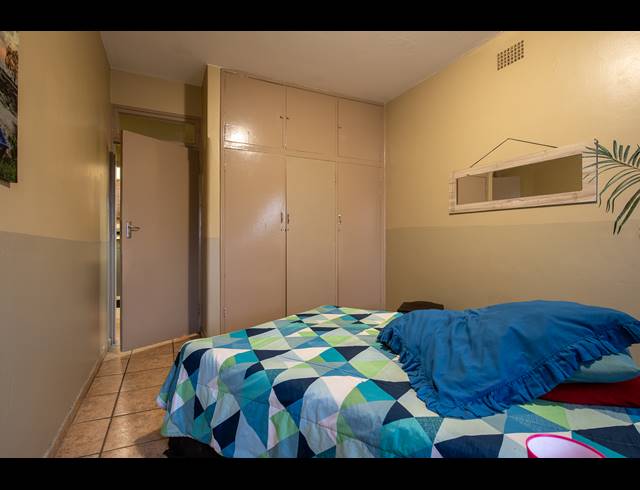 8 BEDROOM APARTMENT BLOCK FOR SALE IN ROSETTENVILLE
